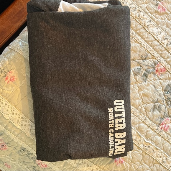 Outer Banks North Carolina Sweatshirt Size Small color Gray - Picture 7 of 8